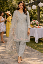 Orgenza pakistani suit