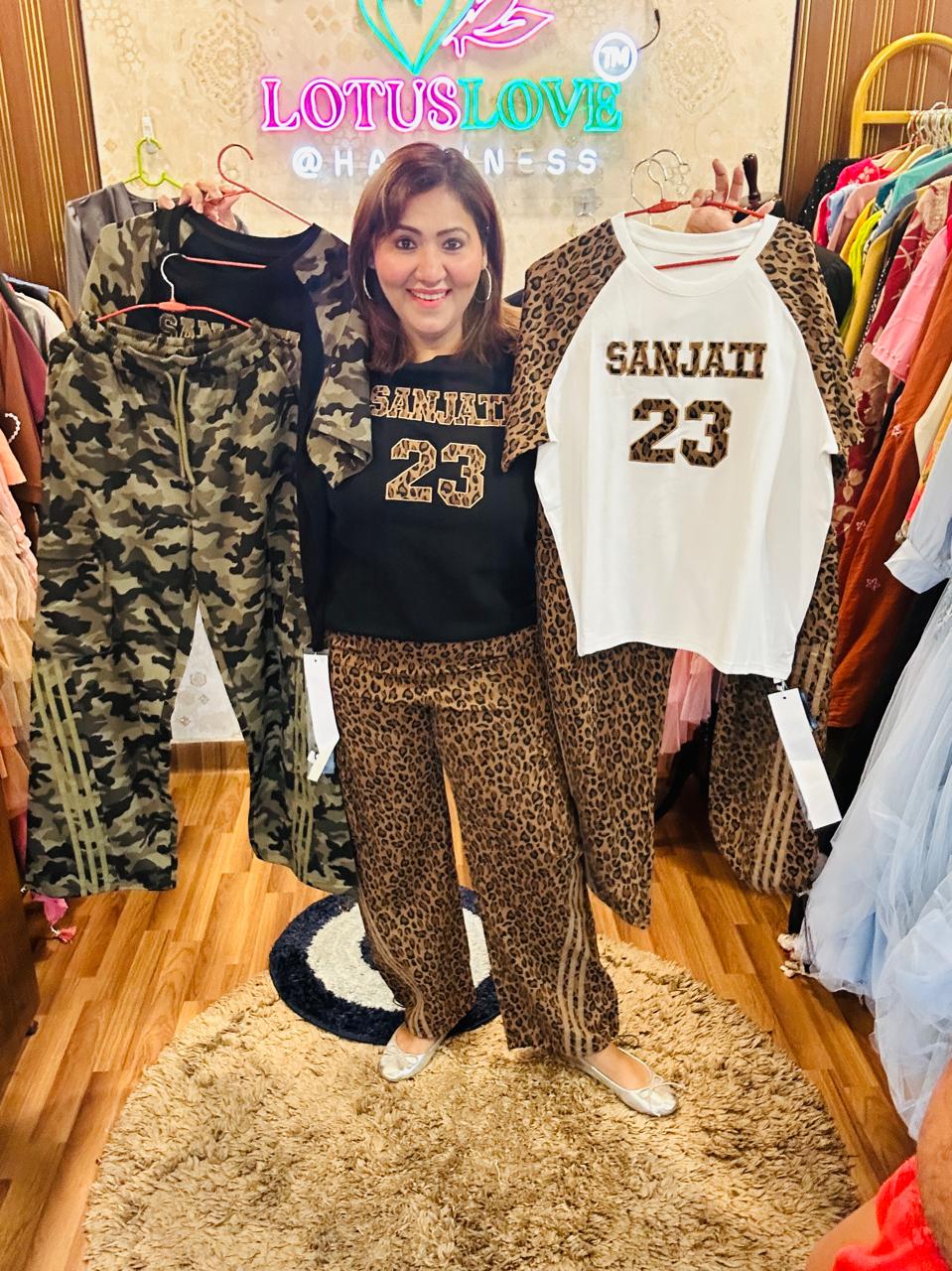 Beautiful T-shirt with camouflage sleeves Coord sets LL16